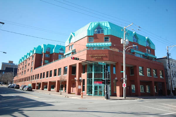 Renaissance South property